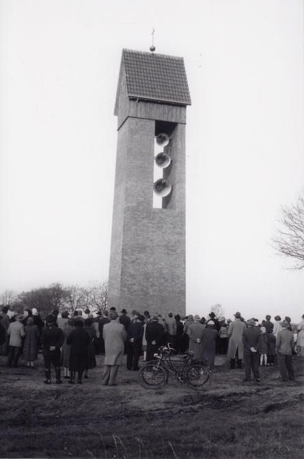 1957