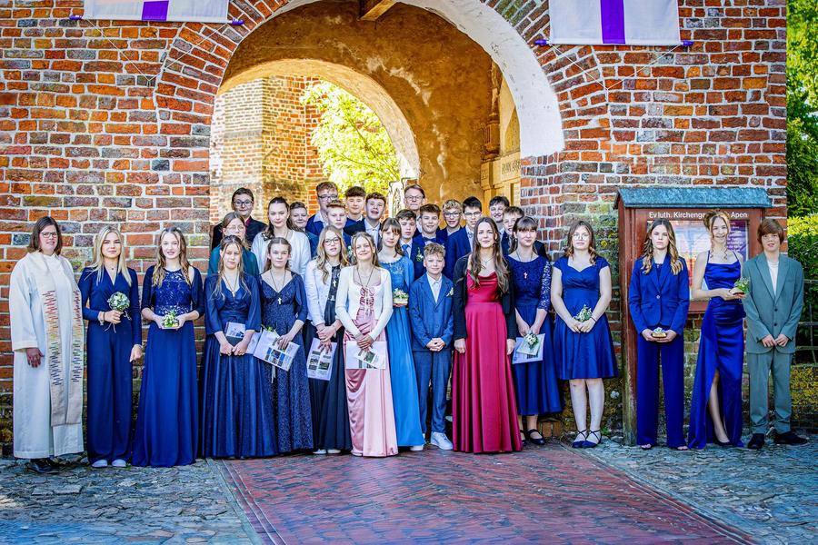 Konfirmation Apen