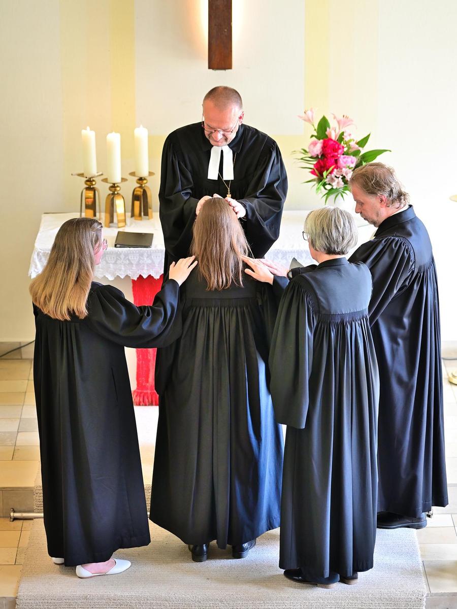 Einführung Pfarrerin Luisa Böhmen