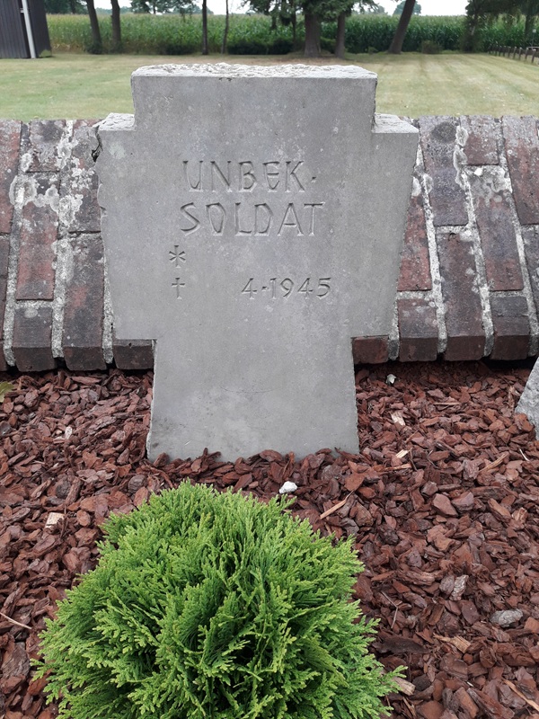 Kriegsgräber